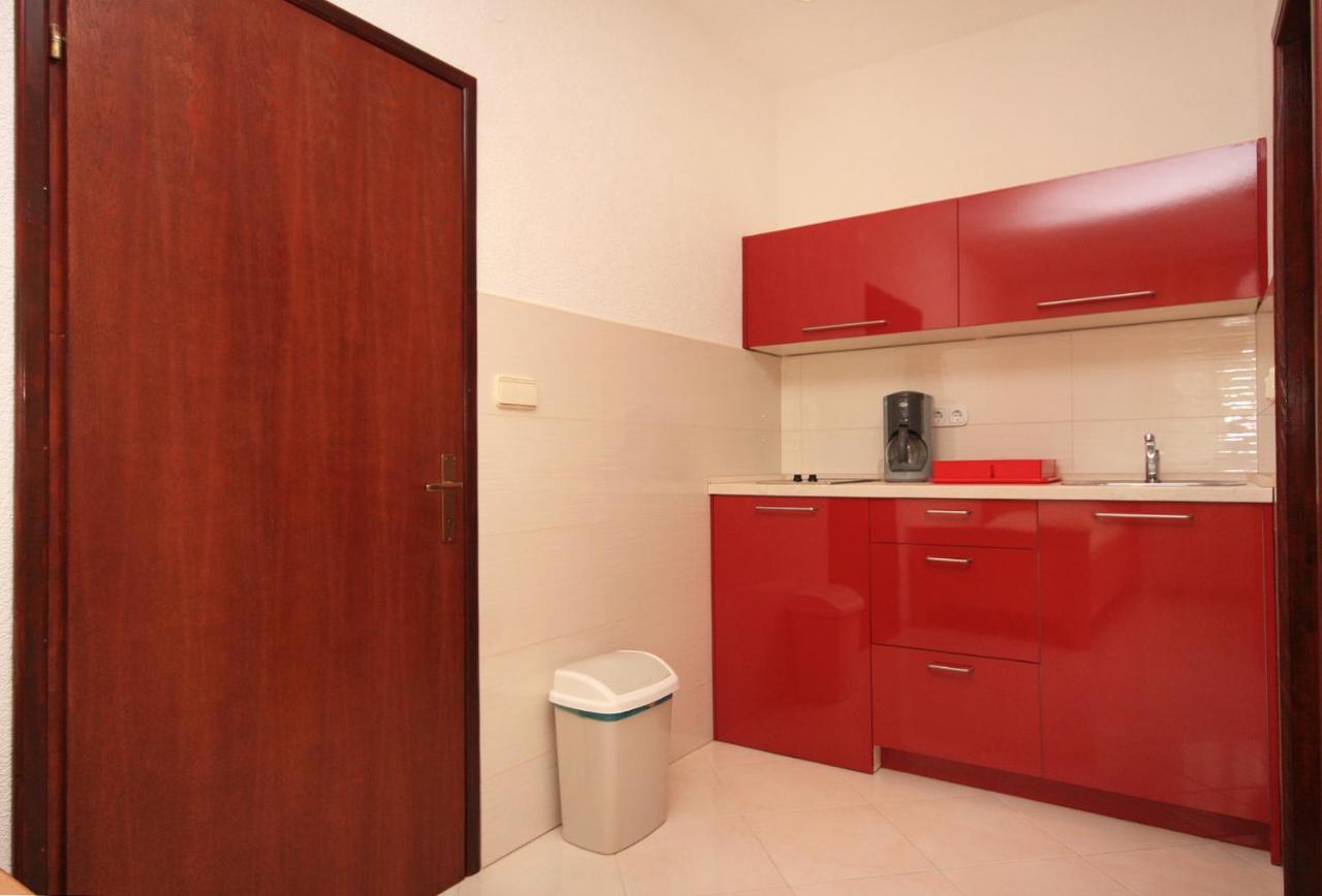 Apartments With A Parking Space Vodice - 2995 Екстериор снимка
